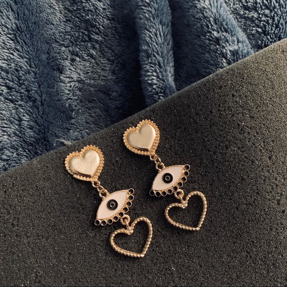 Hearts & Eye Linear Drop Golden Enamel Earrings - Picture 4 of 8